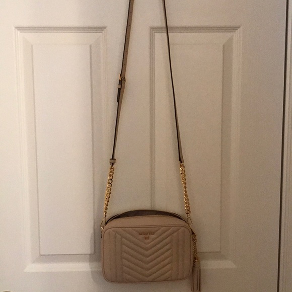 Authentic Michael Kors Crossbody Bag - Picture 3 of 7